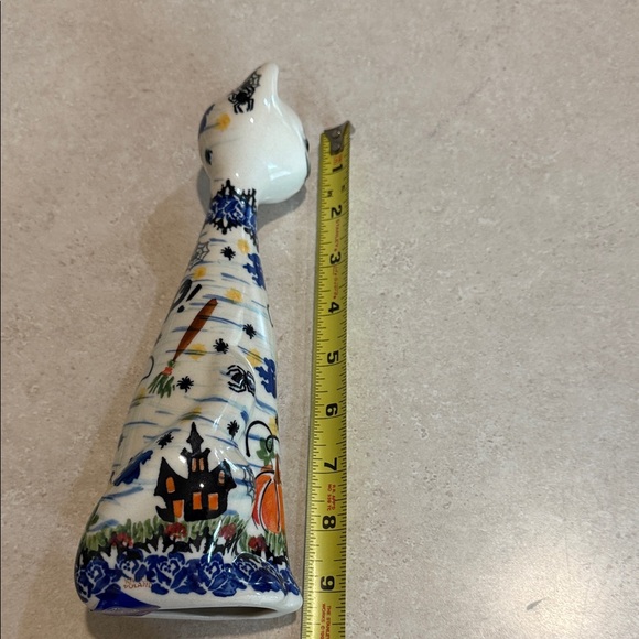 Polish Pottery Ceramic Cat Figurine with Halloween Design - Picture 9 of 9